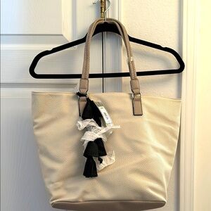 APT. 9 Large Ava Soft Tote Cream Color NWT